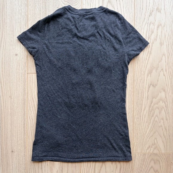 Abercrombie & Fitch Charcoal Gray Heather Graphic Tee Size XS - Picture 6 of 6